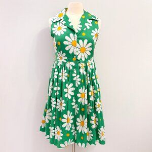 Modcloth Banned Apparel green daisy button up dress size Medium